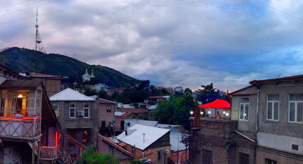 Griboedov Hostel & Suites Tbilisi Exterior foto