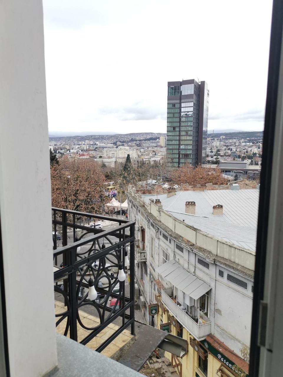 Griboedov Hostel & Suites Tbilisi Exterior foto